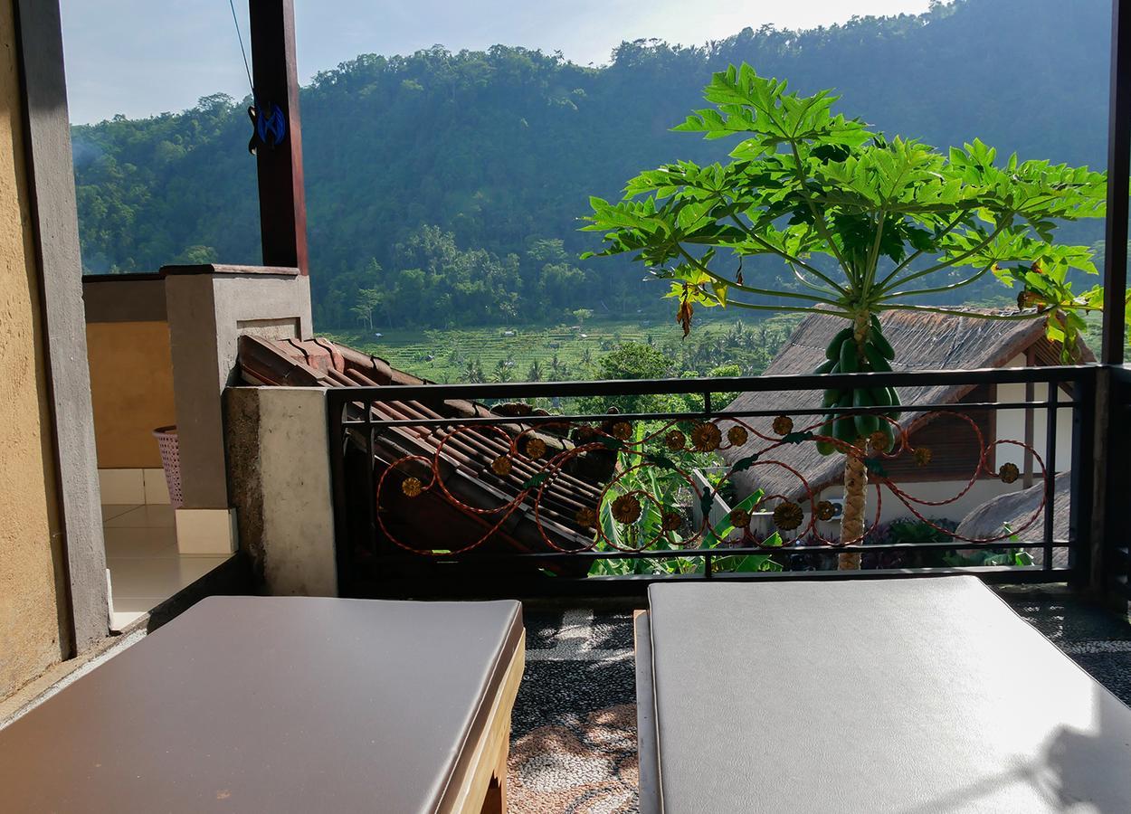 Embang Homestay ซิเดอมัน ภายนอก รูปภาพ