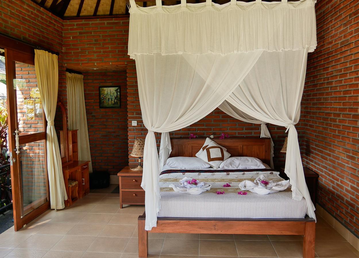 Embang Homestay ซิเดอมัน ภายนอก รูปภาพ