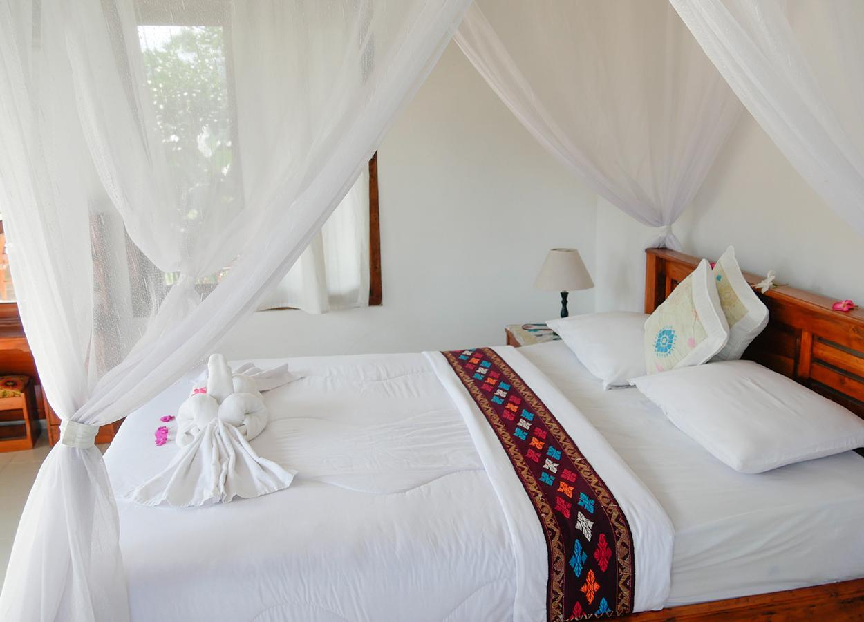 Embang Homestay ซิเดอมัน ภายนอก รูปภาพ
