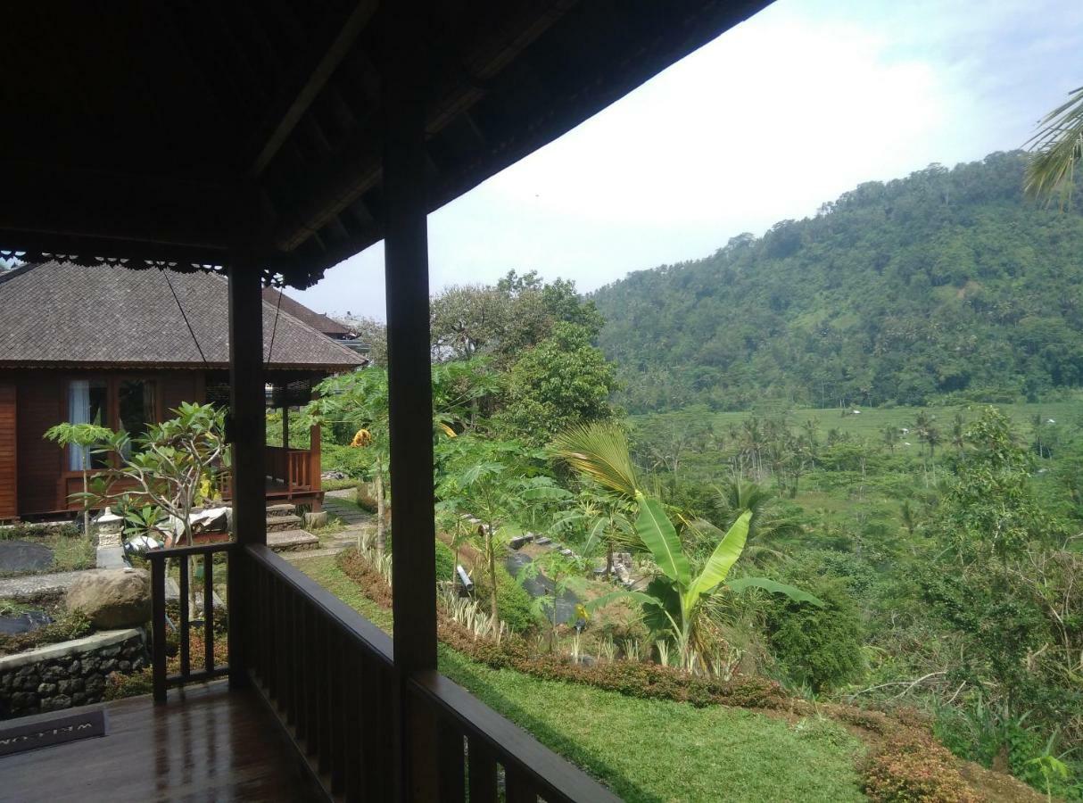 Embang Homestay ซิเดอมัน ภายนอก รูปภาพ