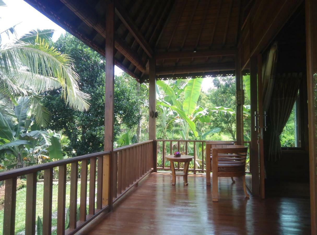 Embang Homestay ซิเดอมัน ภายนอก รูปภาพ